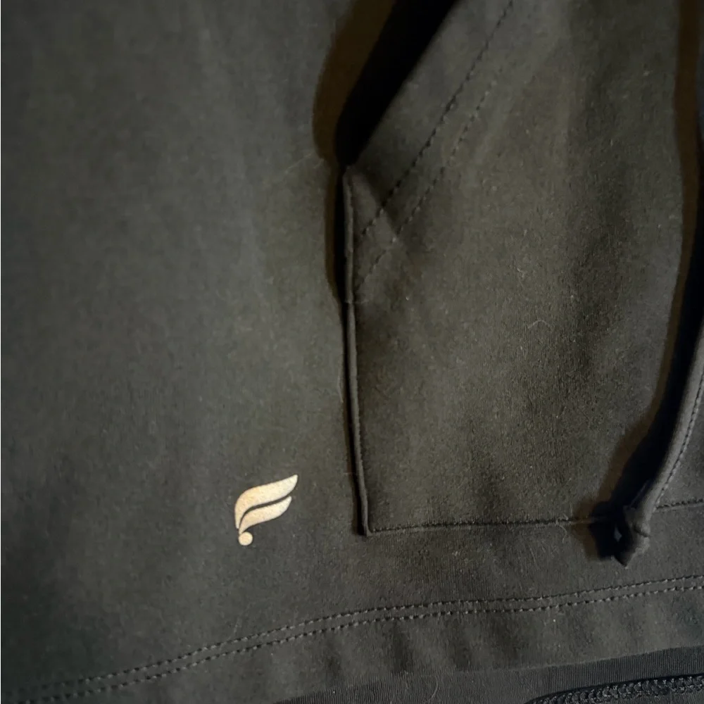 Black Fabletics Women’s 2xl Hooded Jackets Full Zip Long - Picture 3 of 6